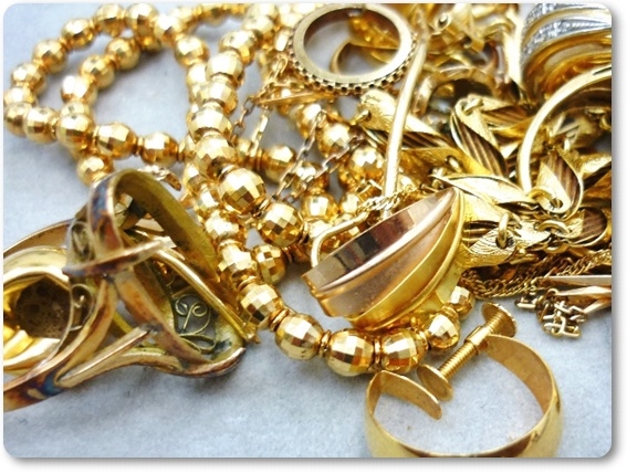 ������b�R�����ō�������E���z����Ȃ�R�R�������I